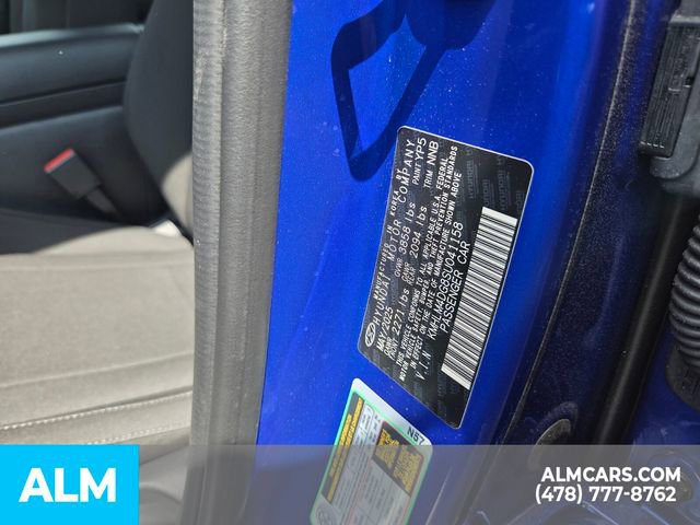 Used 2025 Hyundai Elantra Sport image 17