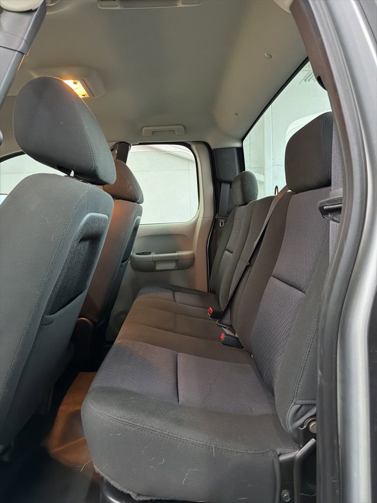 Used 2013 Chevrolet Silverado 3500 W/T image 31