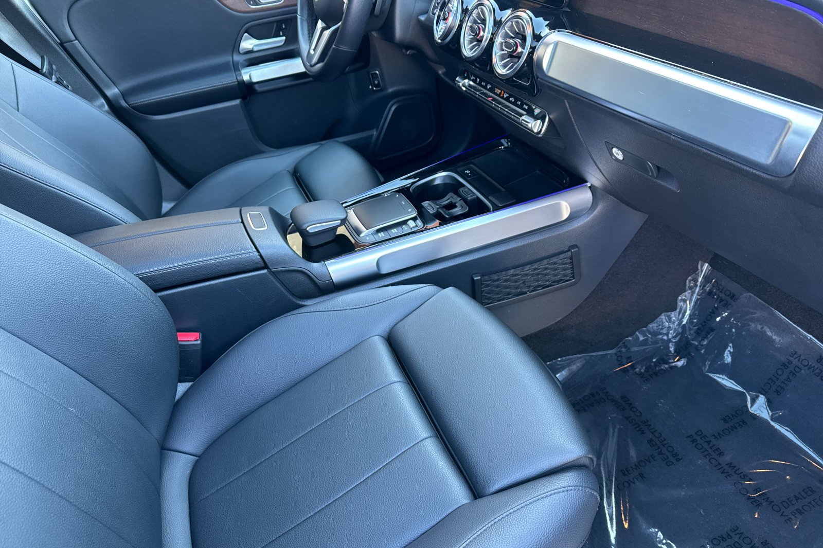 Used 2023 Mercedes-Benz GLB 250 4MATIC image 19