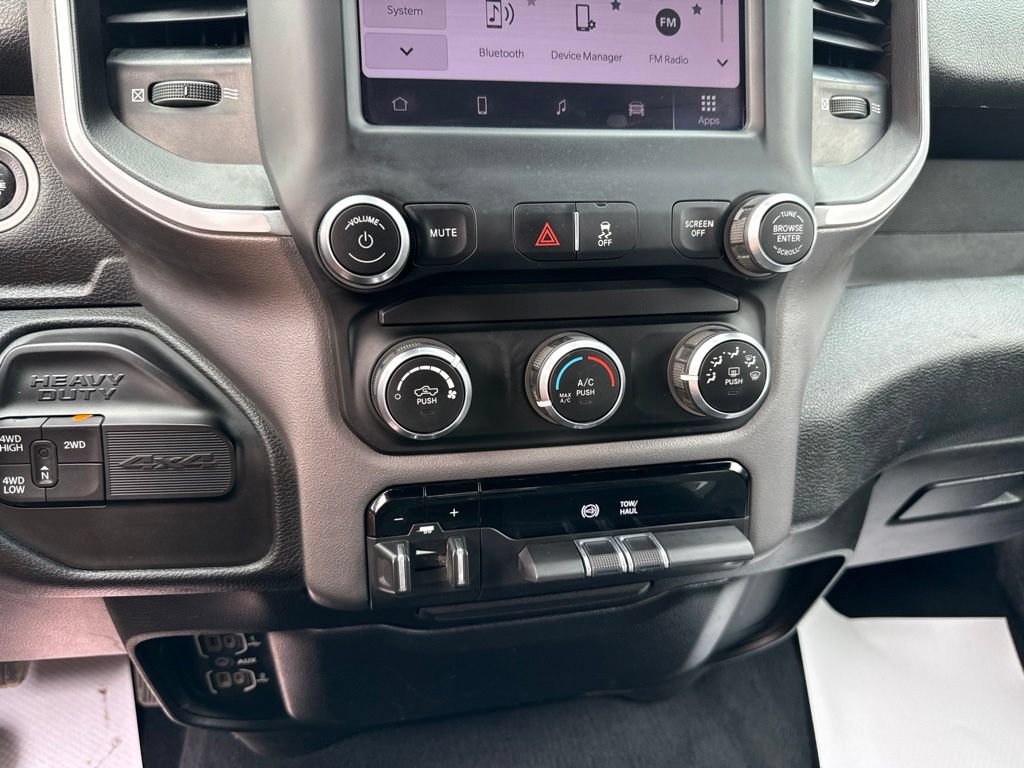 Used 2022 RAM 2500 Big Horn AWD/4WD image 30