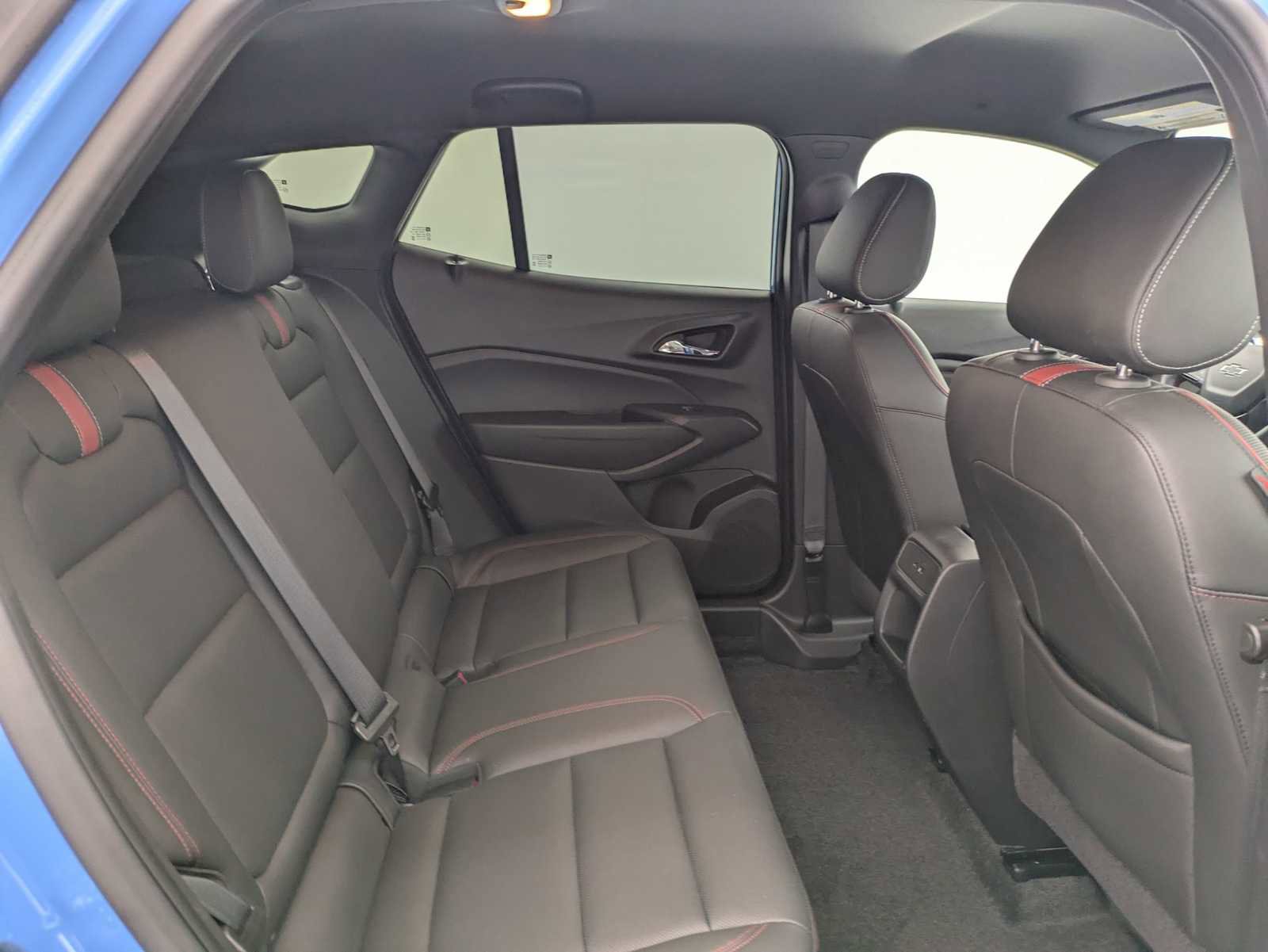 Used 2024 Chevrolet Trax RS FWD image 21