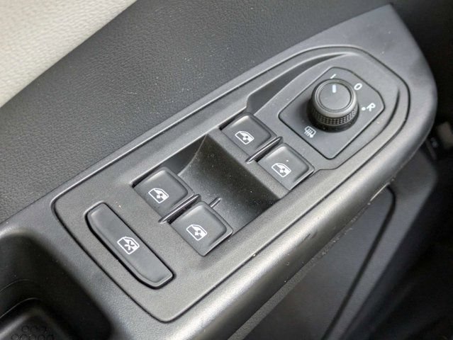 Used 2022 Volkswagen Taos SE FWD image 24