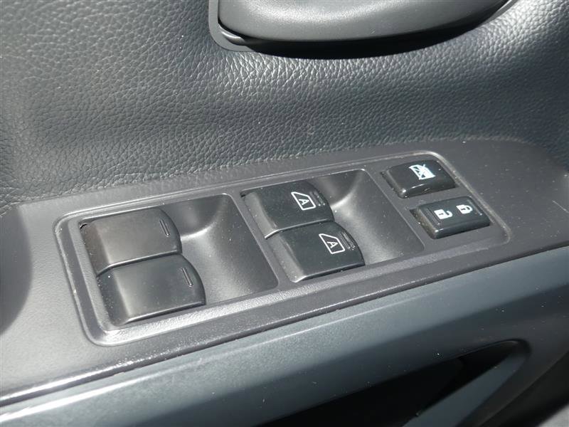 Used 2022 Nissan Titan S w/ S Utility Package image 18