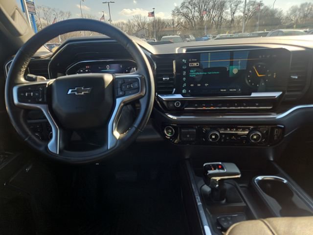 Used 2024 Chevrolet Silverado 1500 LT Trail Boss w/ Convenience Package II image 10