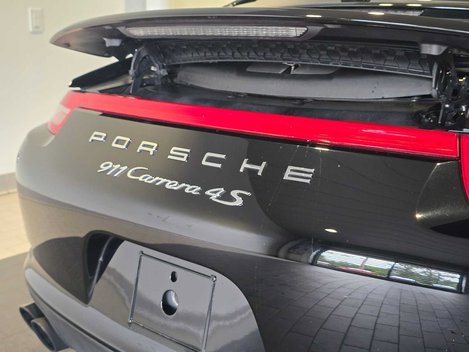 Used 2014 Porsche 911 Carrera 4S AWD/4WD image 15