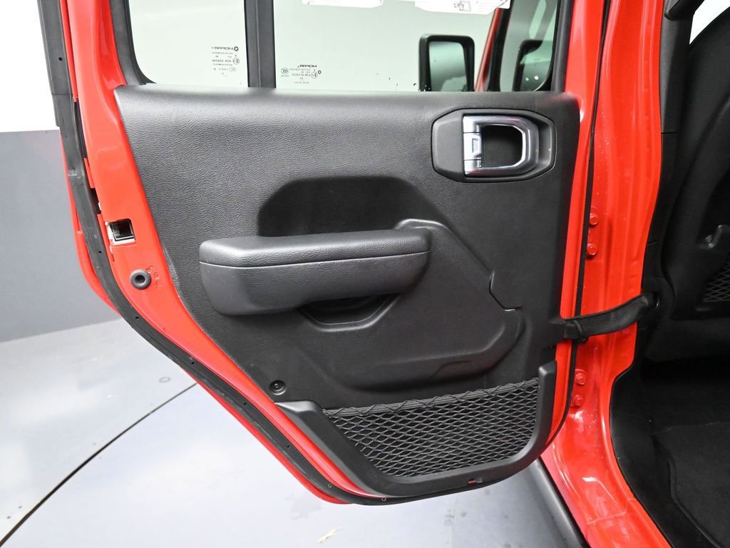 Used 2024 Jeep Wrangler Unlimited Rubicon 4xe image 24