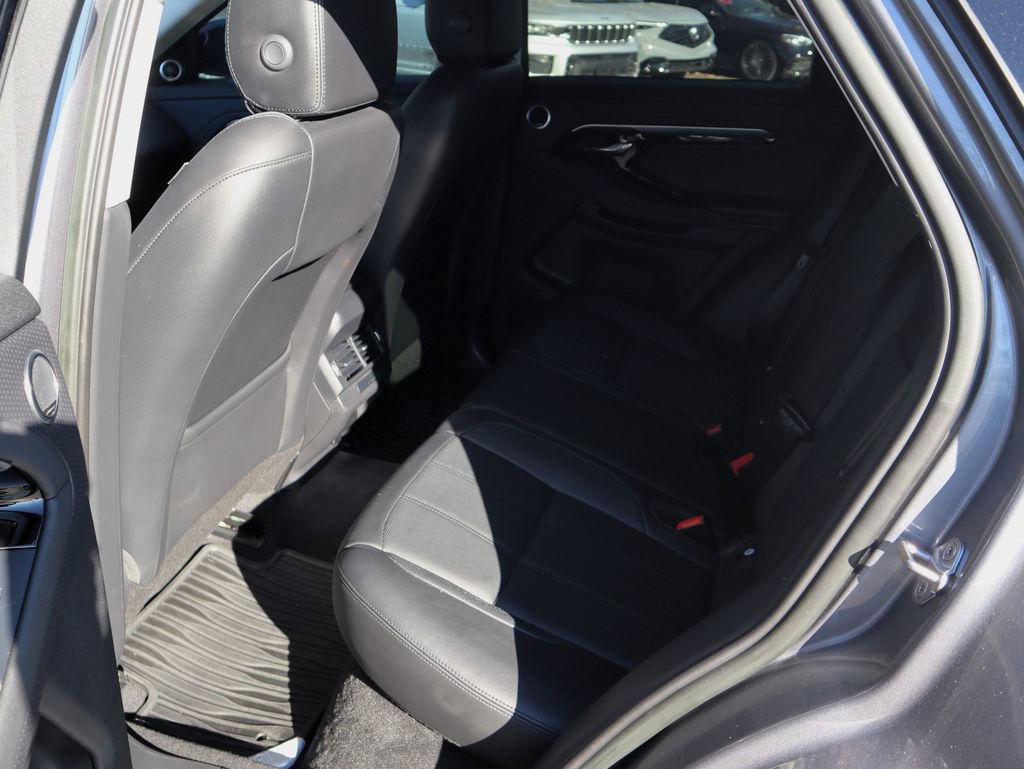 Used 2023 Land Rover Range Rover Evoque S image 10