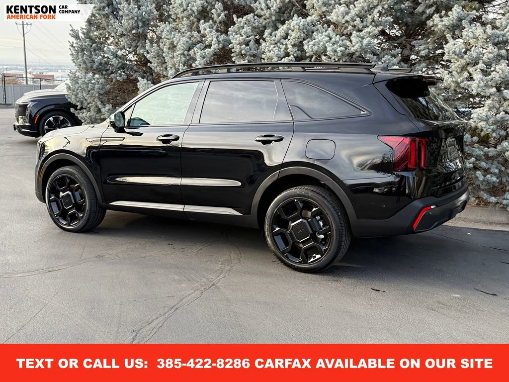 Used 2025 Kia Sorento SX Prestige w/ Sage Leather Package image 5