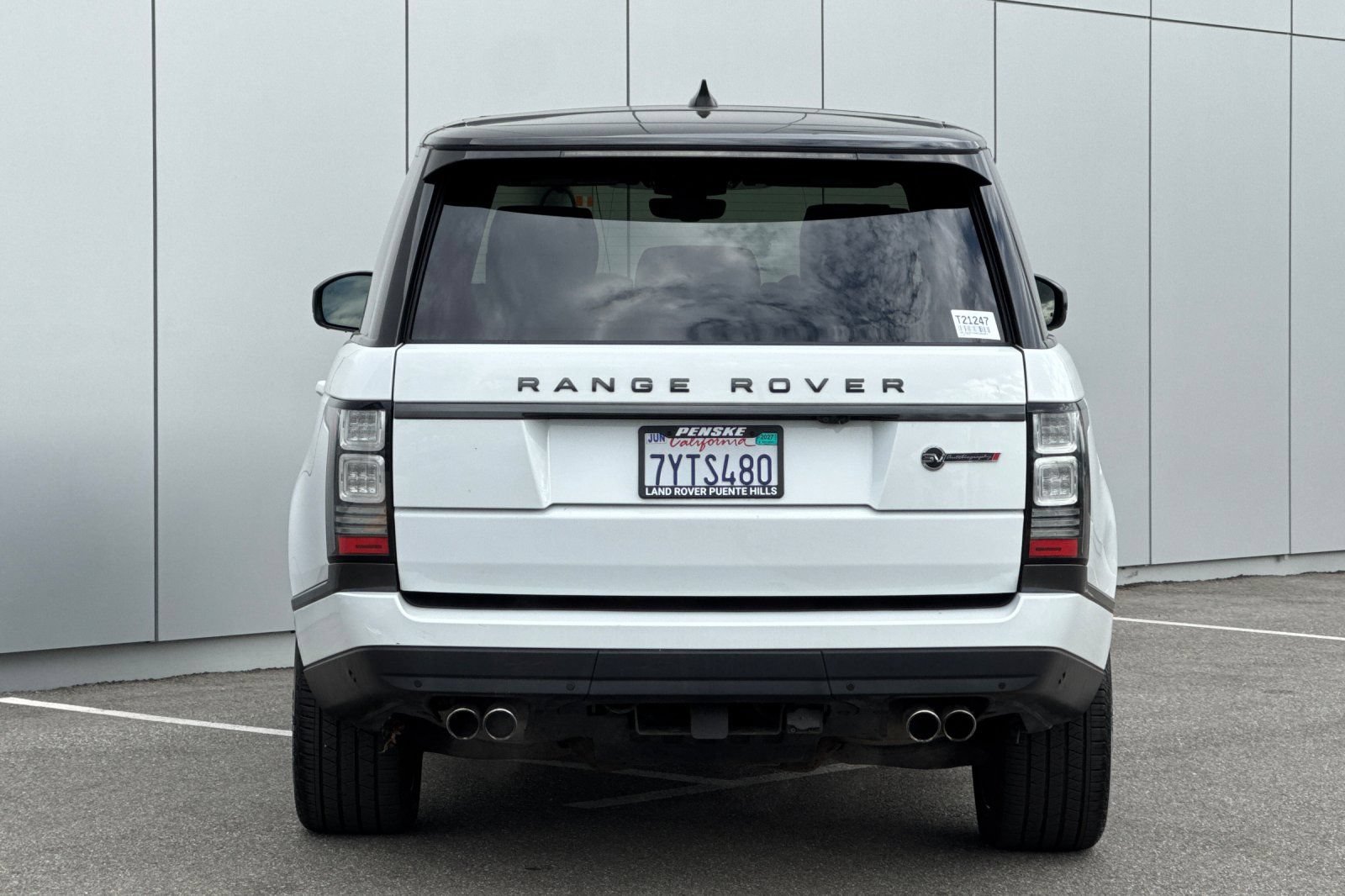 Used 2017 Land Rover Range Rover SV Autobiography Dynamic AWD/4WD image 4
