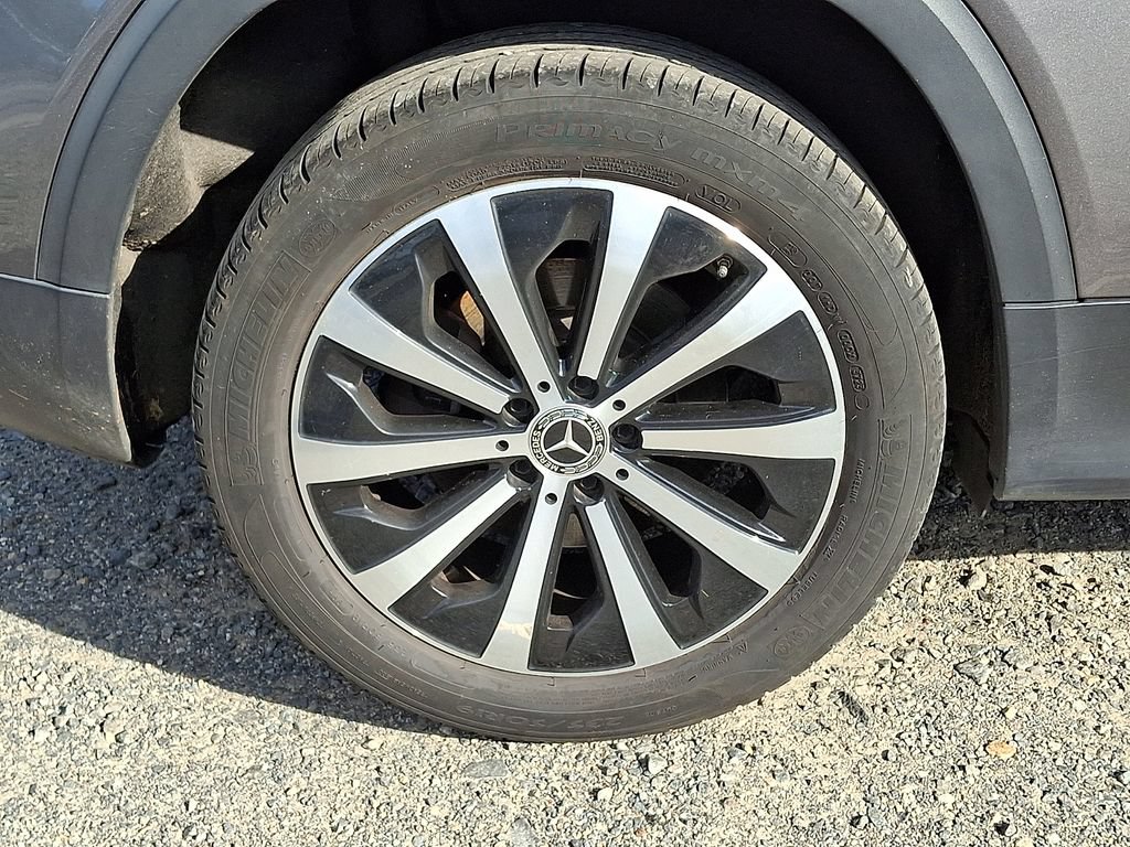 Used 2021 Mercedes-Benz GLB 250 4MATIC image 33