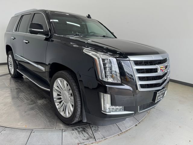 Used 2015 Cadillac Escalade Luxury RWD image 1