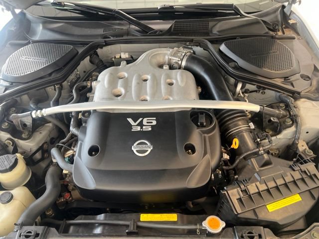 Used 2005 Nissan 350Z Grand Touring RWD image 24