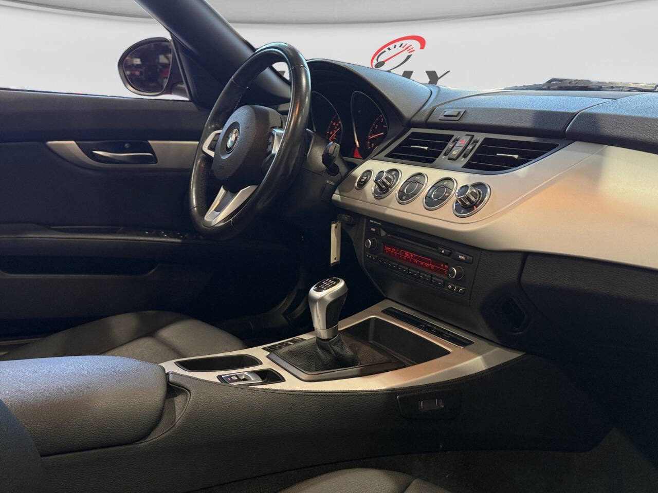 Used 2012 BMW Z4 sDrive28i image 30