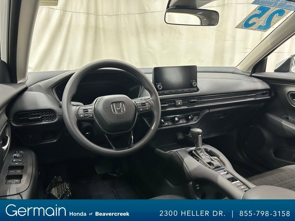 Certified 2025 Honda HR-V LX image 17