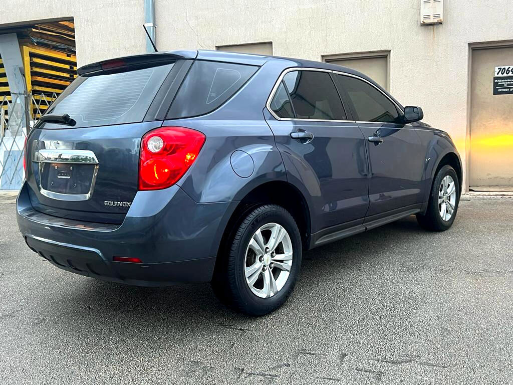 Used 2014 Chevrolet Equinox LS image 2
