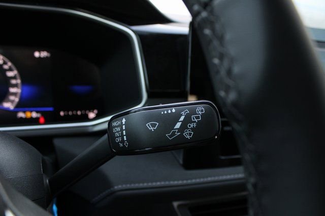 New 2026 Volkswagen Taos SE AWD/4WD image 12