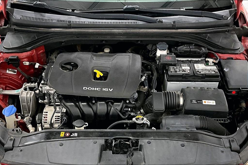 Used 2017 Hyundai Elantra Limited w/ Limited Tech Package 04 image 12