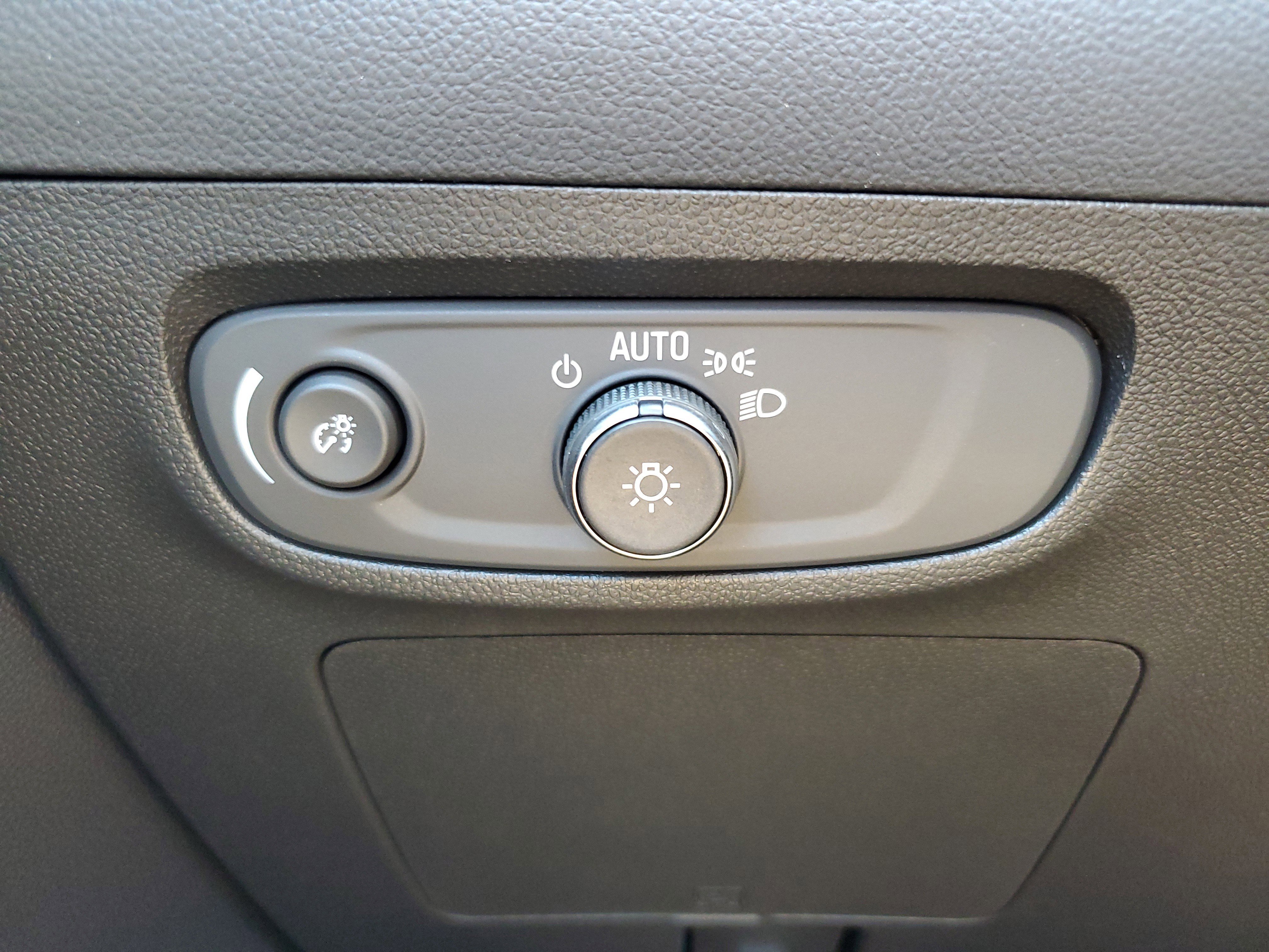 New 2026 Buick Encore GX Sport Touring image 27