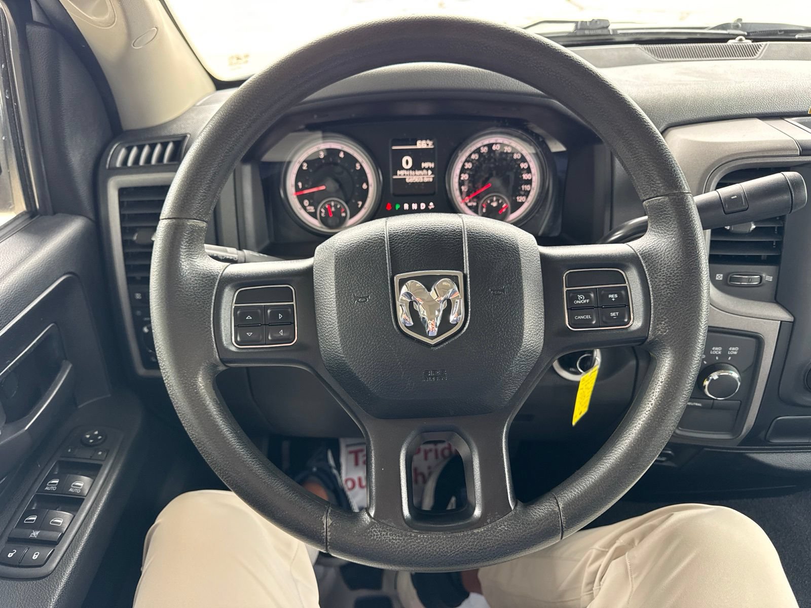 Used 2018 RAM 1500 ST w/ SXT Appearance Group AWD/4WD image 25