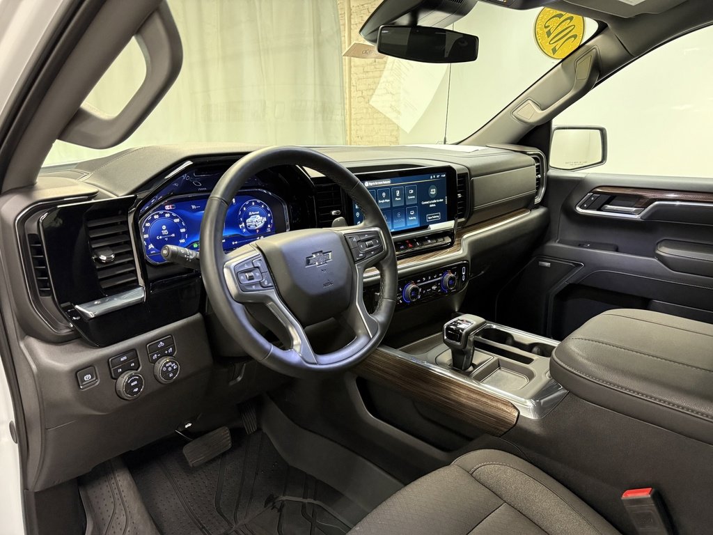 Used 2025 Chevrolet Silverado 1500 RST w/ All Star Edition Plus image 26
