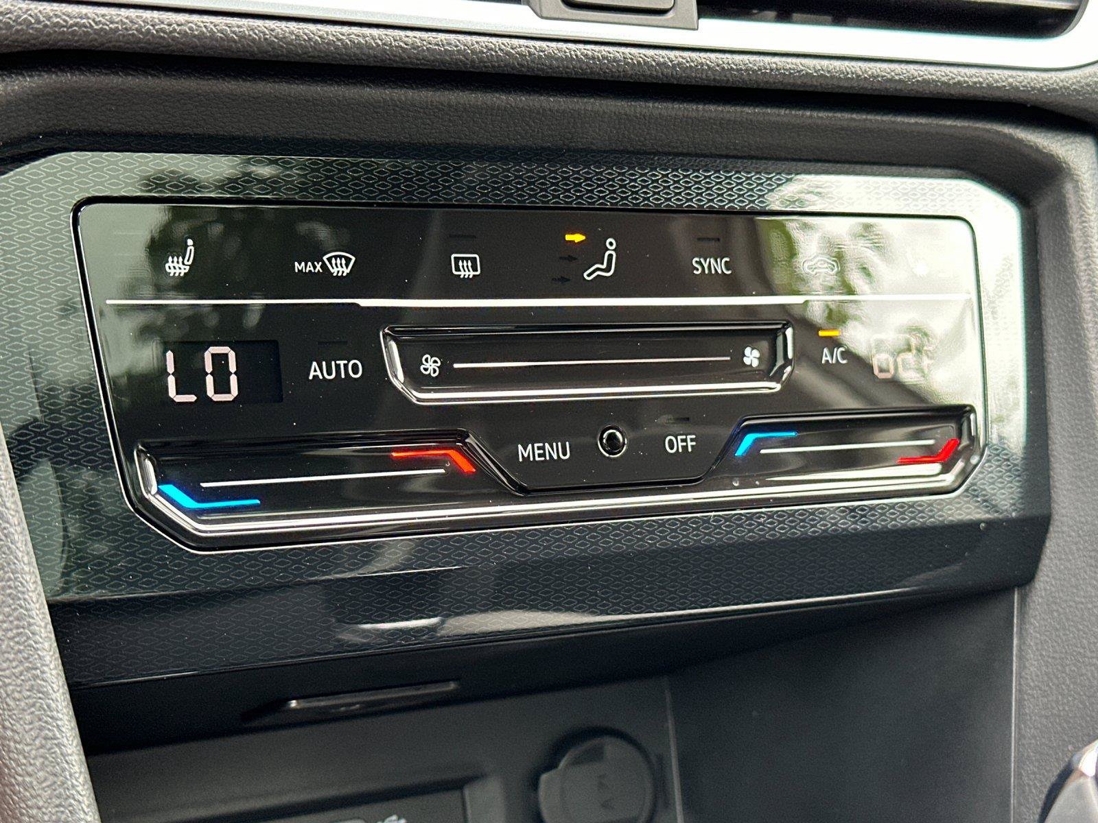 New 2026 Volkswagen Taos SE AWD/4WD image 19
