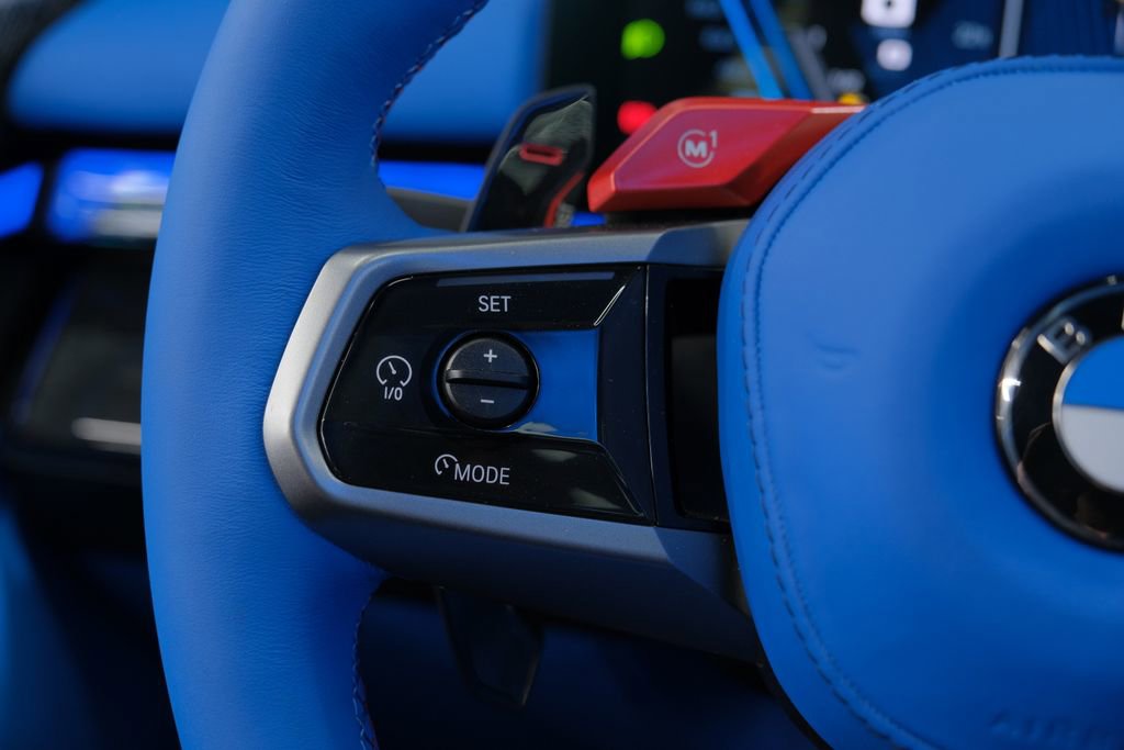 Used 2025 BMW M5 image 72