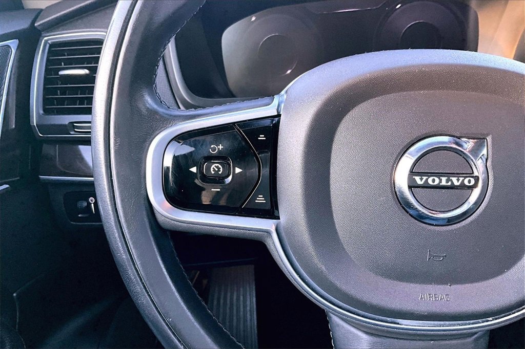 Used 2019 Volvo XC90 T6 Momentum w/ Advanced Package image 15