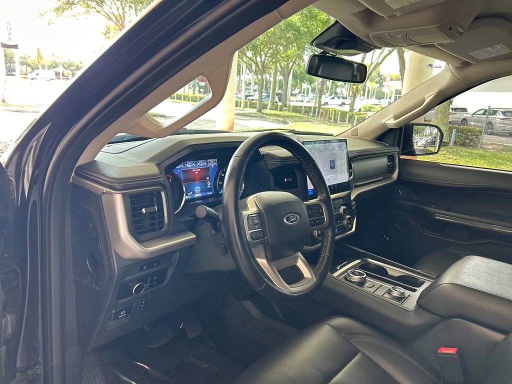 Used 2024 Ford Expedition Max XLT AWD/4WD image 6