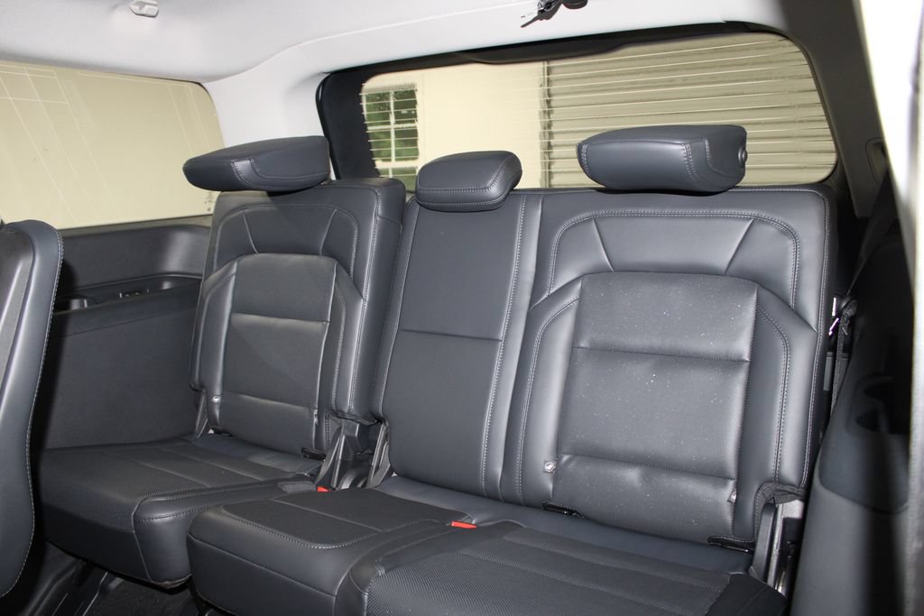 New 2027 Lincoln Navigator Premiere RWD image 27