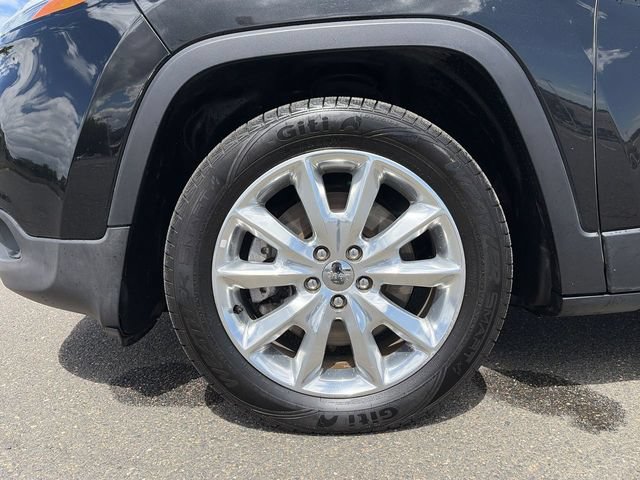Used 2016 Jeep Cherokee Limited FWD image 19