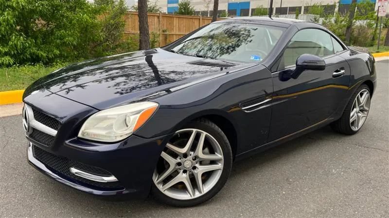 Used 2014 Mercedes-Benz SLK 250 image 1