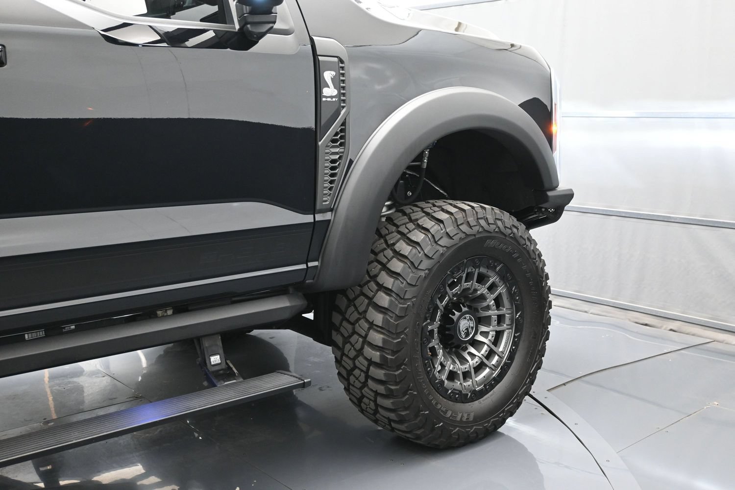 Used 2024 Ford F250 Lariat w/ Lariat Ultimate Package AWD/4WD image 47