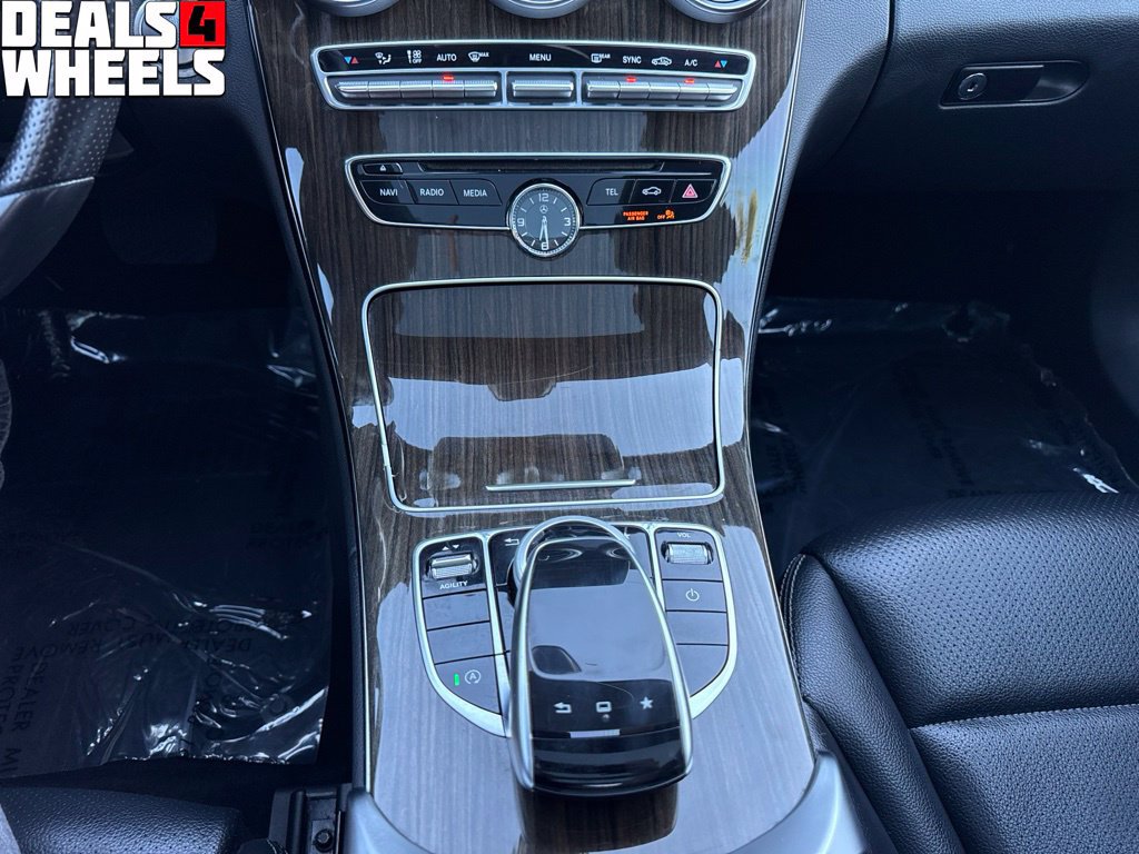 Used 2015 Mercedes-Benz C 300 Sedan image 28
