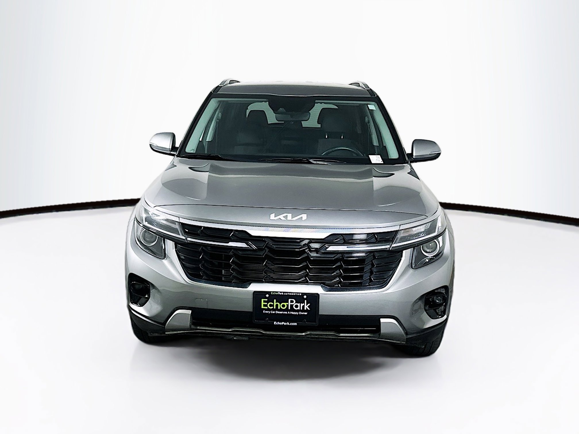Used 2025 Kia Seltos S image 2