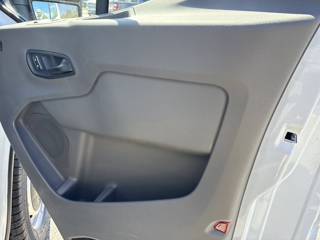 New 2026 Ford Transit 250 148 Medium Roof RWD image 14