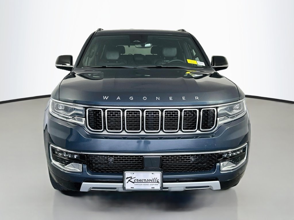 Used 2024 Jeep Wagoneer Series II w/ Flexible Seating Group AWD/4WD image 2