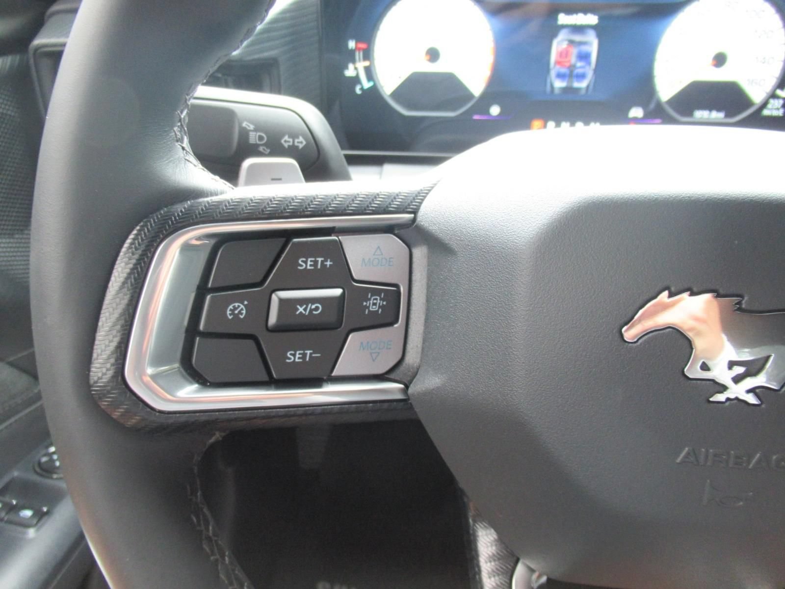 Used 2025 Ford Mustang GT RWD image 25
