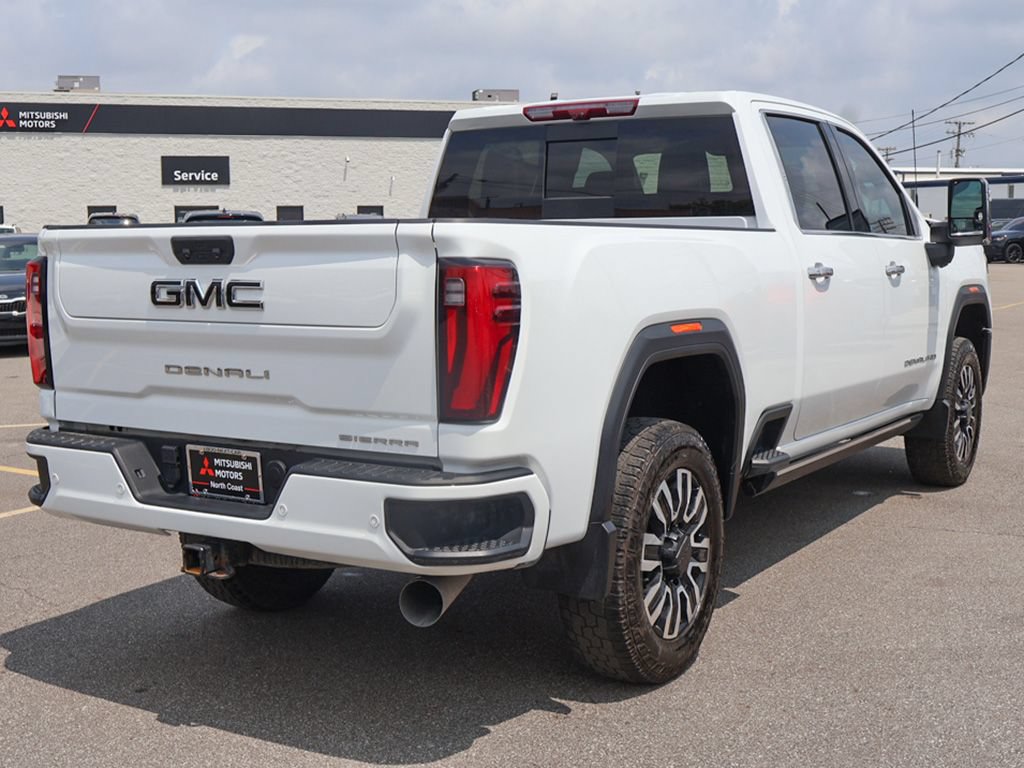 Used 2024 GMC Sierra 2500 Denali Ultimate w/ LPO, GMC Protection Package AWD/4WD image 12