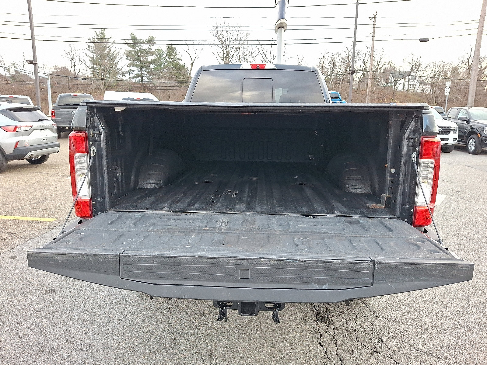 Used 2019 Ford F350 Lariat w/ Chrome Package image 28