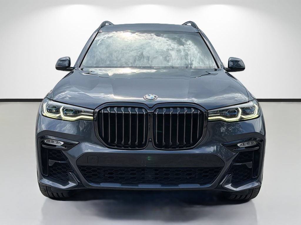 Used 2022 BMW X7 M50i w/ Dynamic Handling Package AWD/4WD image 8