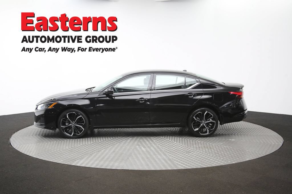 Used 2023 Nissan Altima 2.5 SR AWD/4WD image 63