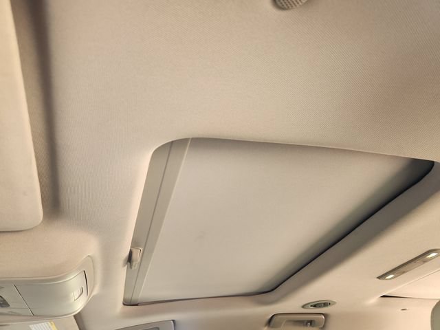 Used 2019 GMC Acadia Denali w/ Technology Package FWD image 25