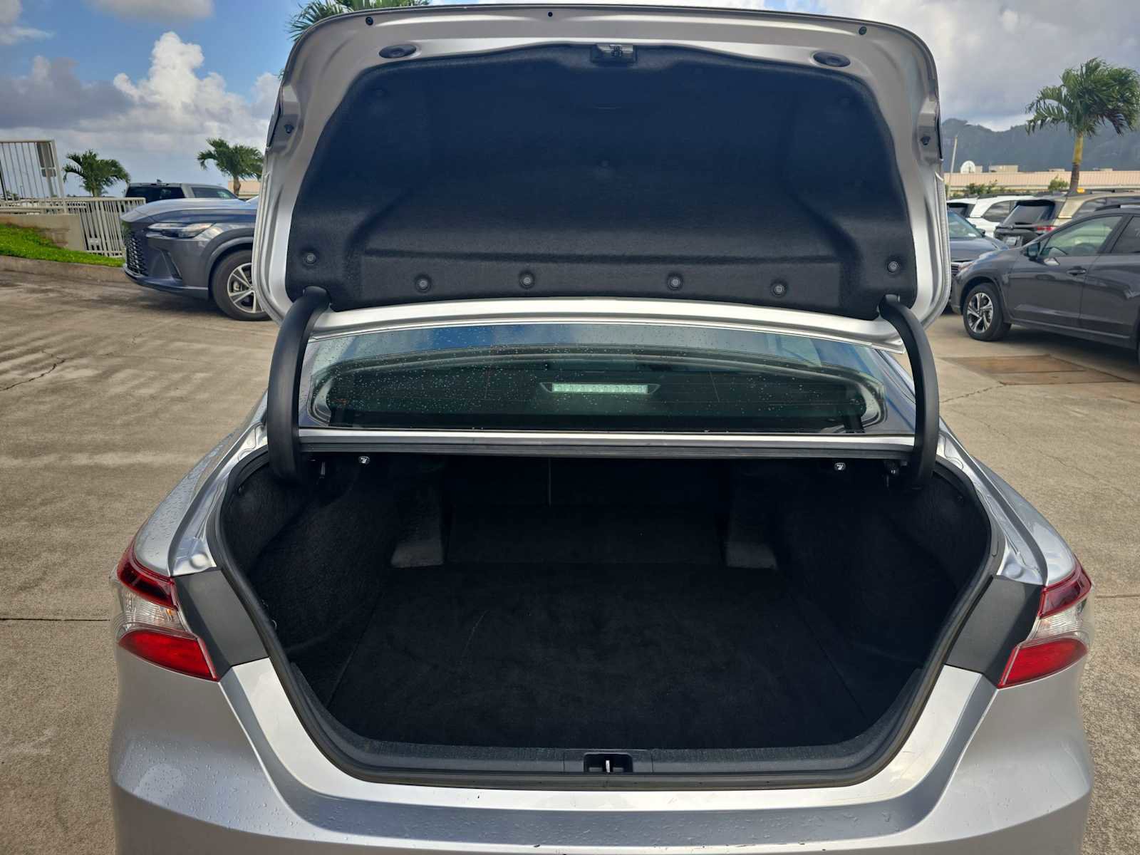 Used 2023 Toyota Camry LE FWD image 20
