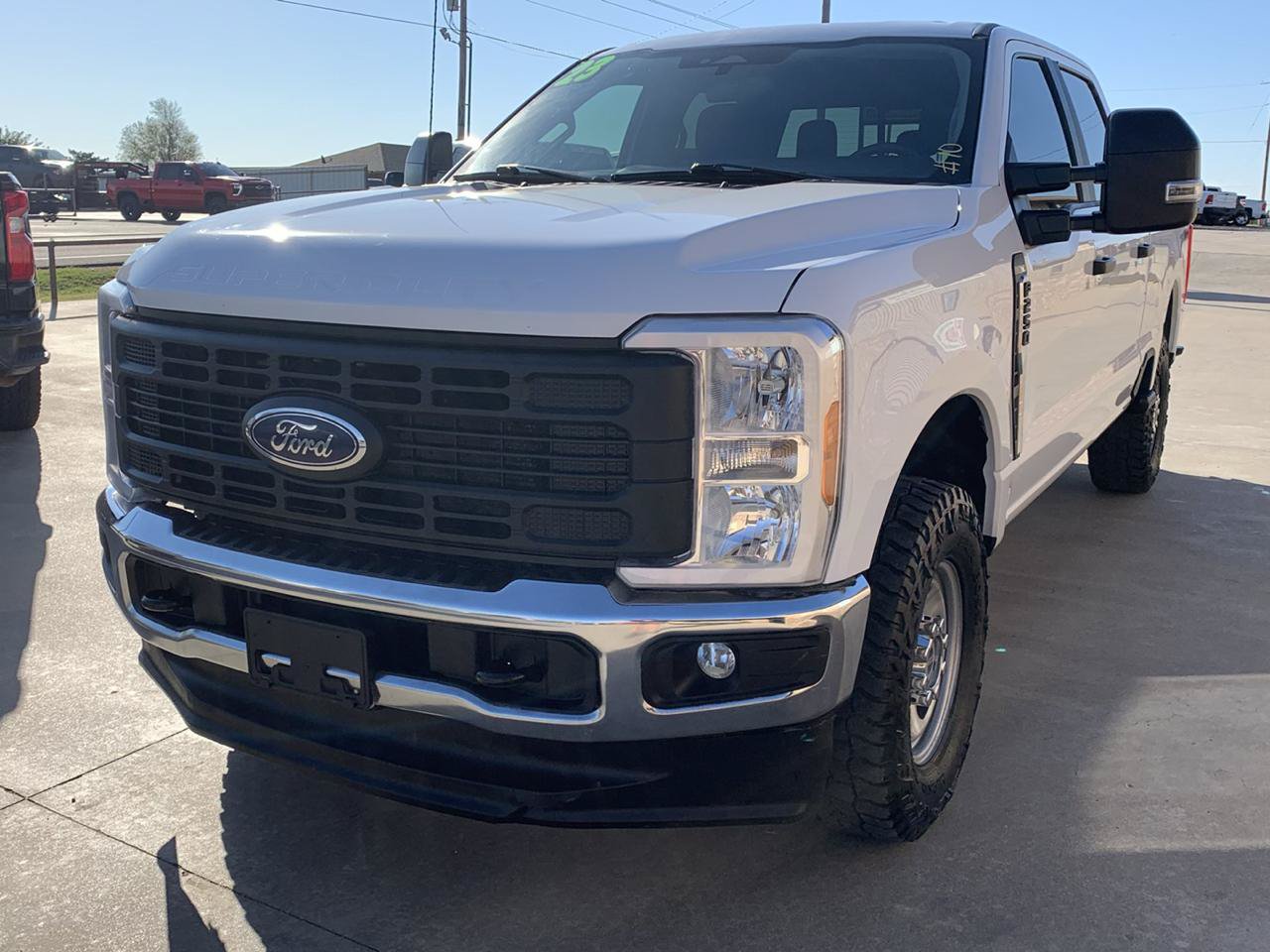 Used 2023 Ford F250 XL w/ FX4 Off-Road Package AWD/4WD image 3