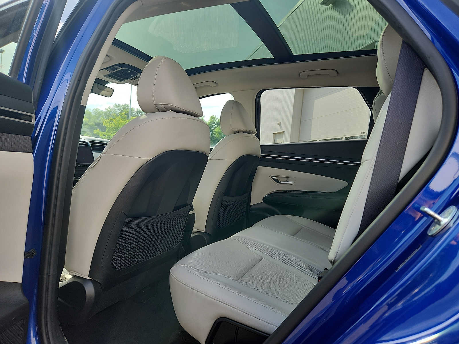 Used 2022 Hyundai Tucson Limited AWD/4WD image 10