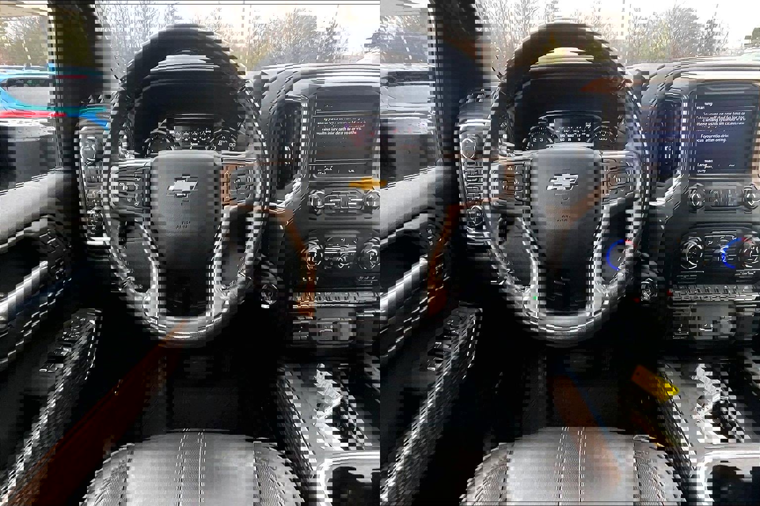 Used 2023 Chevrolet Silverado 2500 High Country image 5