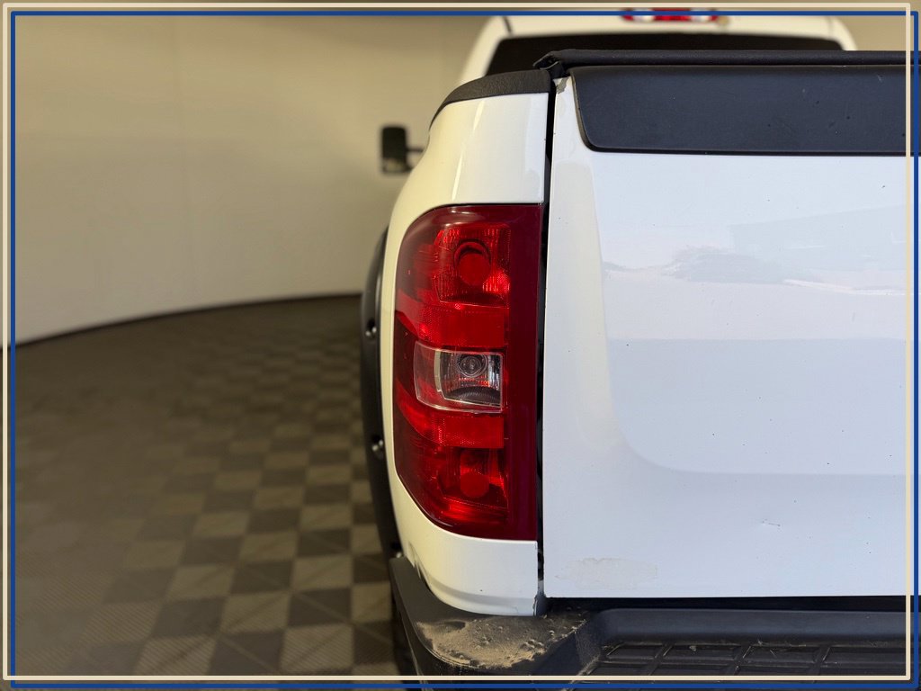 Used 2013 Chevrolet Silverado 2500 LT AWD/4WD image 11