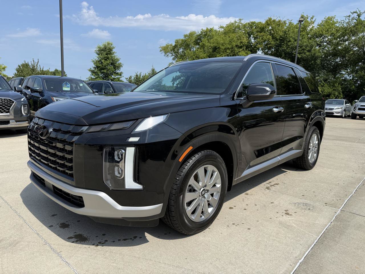 Used 2023 Hyundai Palisade SEL FWD image 1