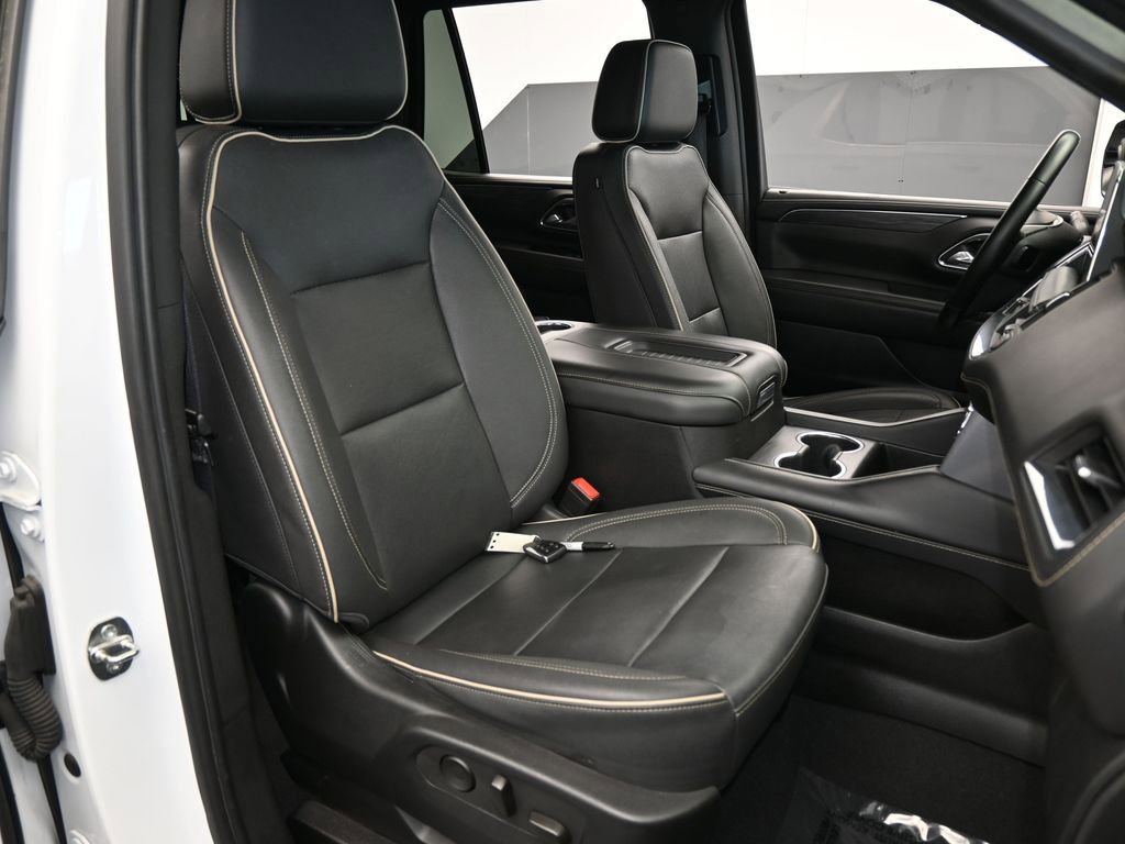 Used 2023 GMC Yukon SLT image 52