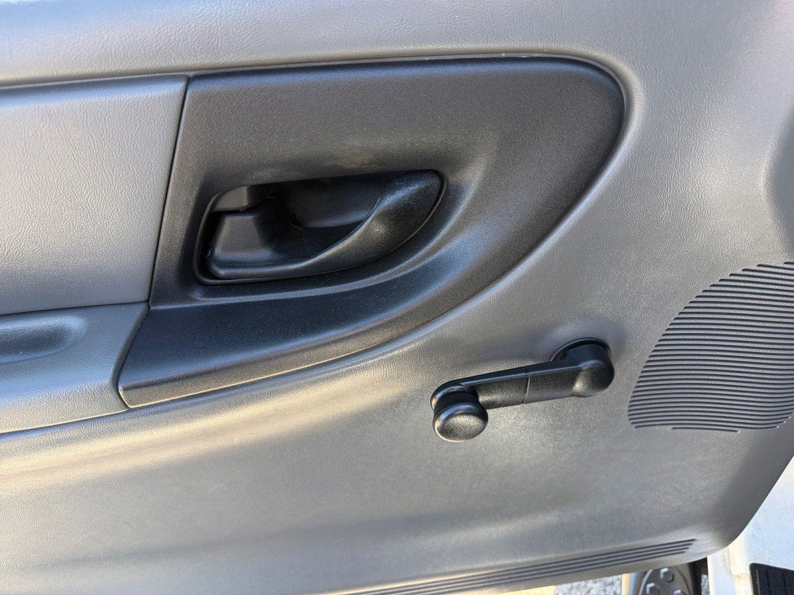 Used 2004 Ford Ranger Edge image 16